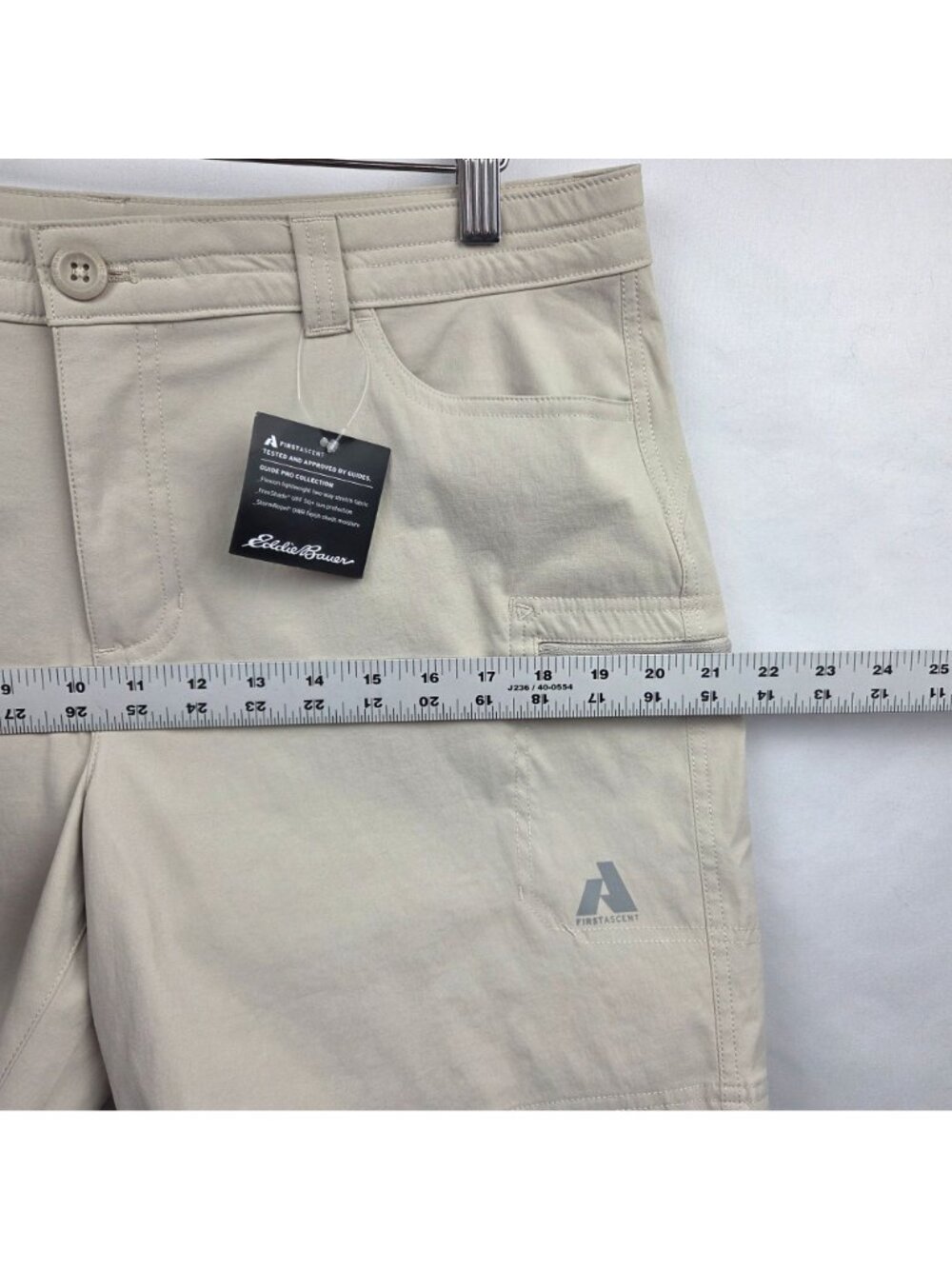 Eddie Bauer First Ascent Guide Pro Shorts Size 14 Pumice NEW - Picture 8 of 16